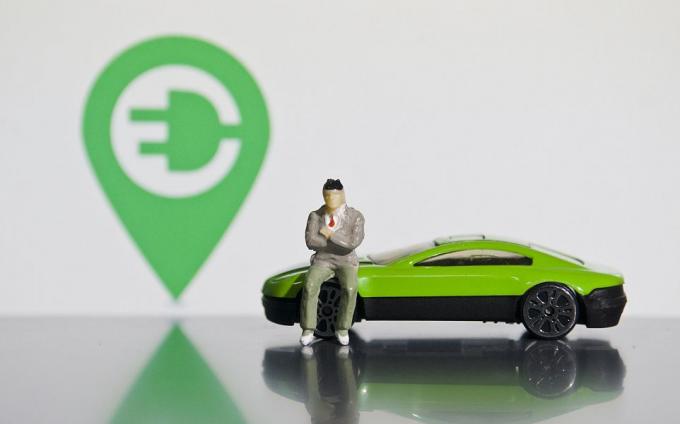 门槛下降、监管不降,新能源造车进入新竞争时代?