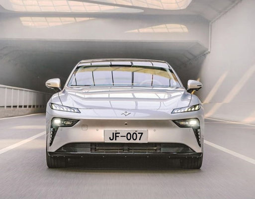 Новое энергетическое транспортное средство JF-007 NEDC 530KM 5 мест Литий железофосфат RWD